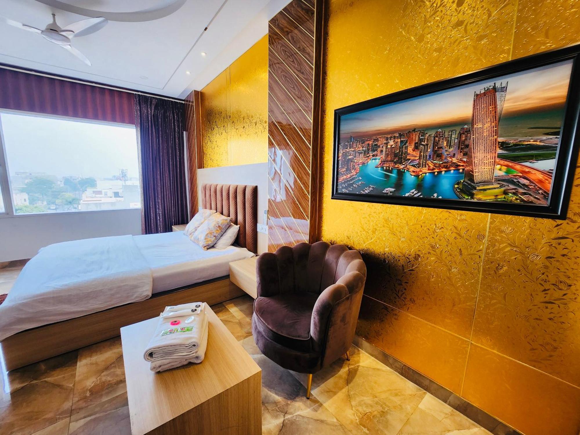 Holidayvilla & Suites Amritsar- Green Avenue Екстер'єр фото
